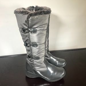 Khombu "Flurry" Winter Boots. Faux Fur